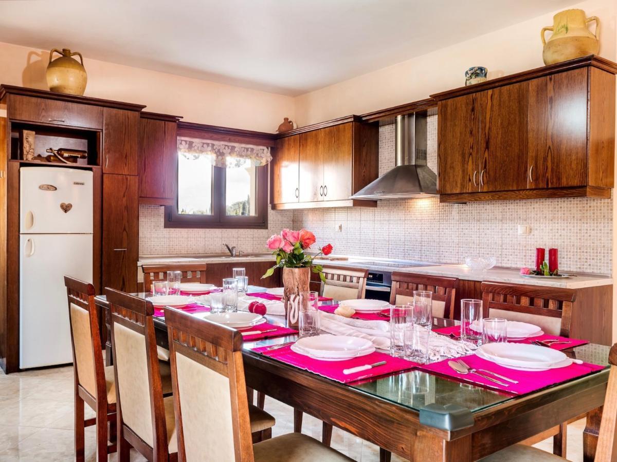 Villa Cocoon Sidari With Private Pool By Dadovillas Melíssia Екстериор снимка